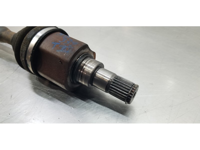 Recambio de transmision trasera izquierda para mitsubishi outlander (gf0) phev kaiteki 4wd referencia OEM IAM 3715A207  