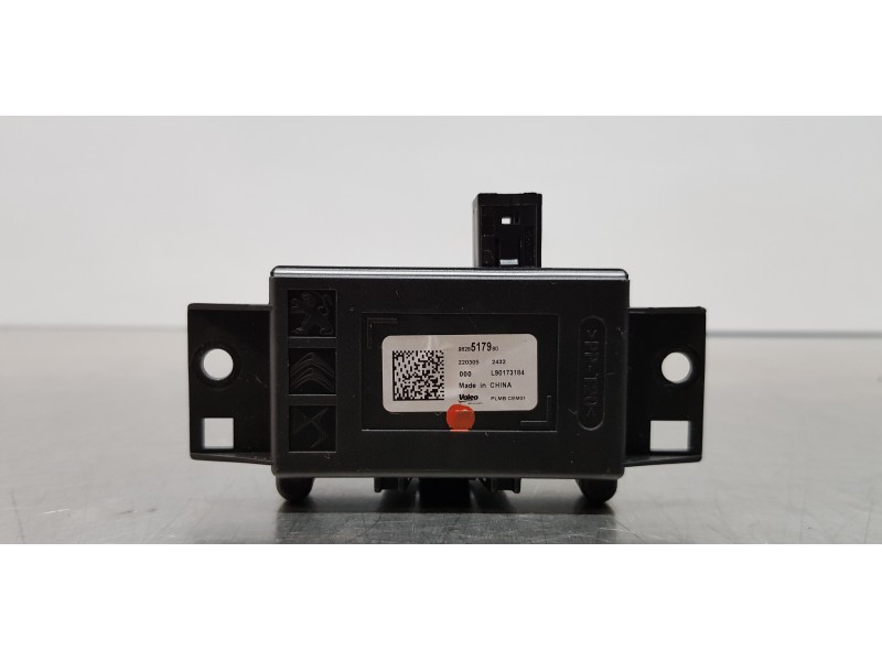 Recambio de centralita luces para peugeot 2008 (p1) allure referencia OEM IAM 9828517980  