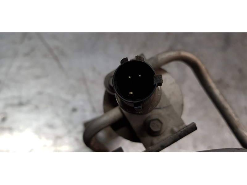 Recambio de tubos aire acondicionado para chrysler grand voyager limited referencia OEM IAM 04677595AB  