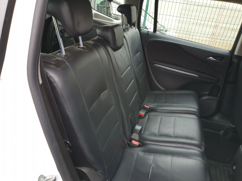 opel zafira tourer del año 2015