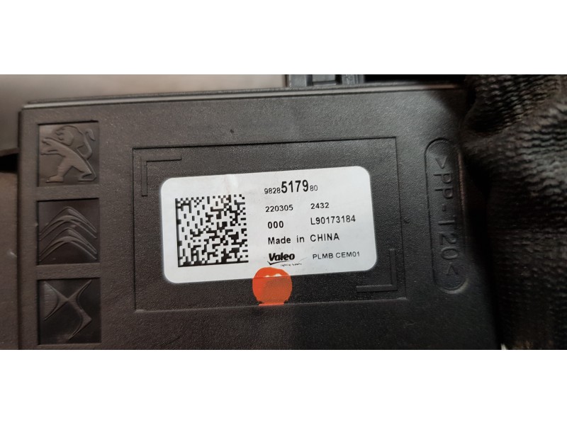 Recambio de centralita luces para peugeot 2008 (p1) allure referencia OEM IAM 9828517980  
