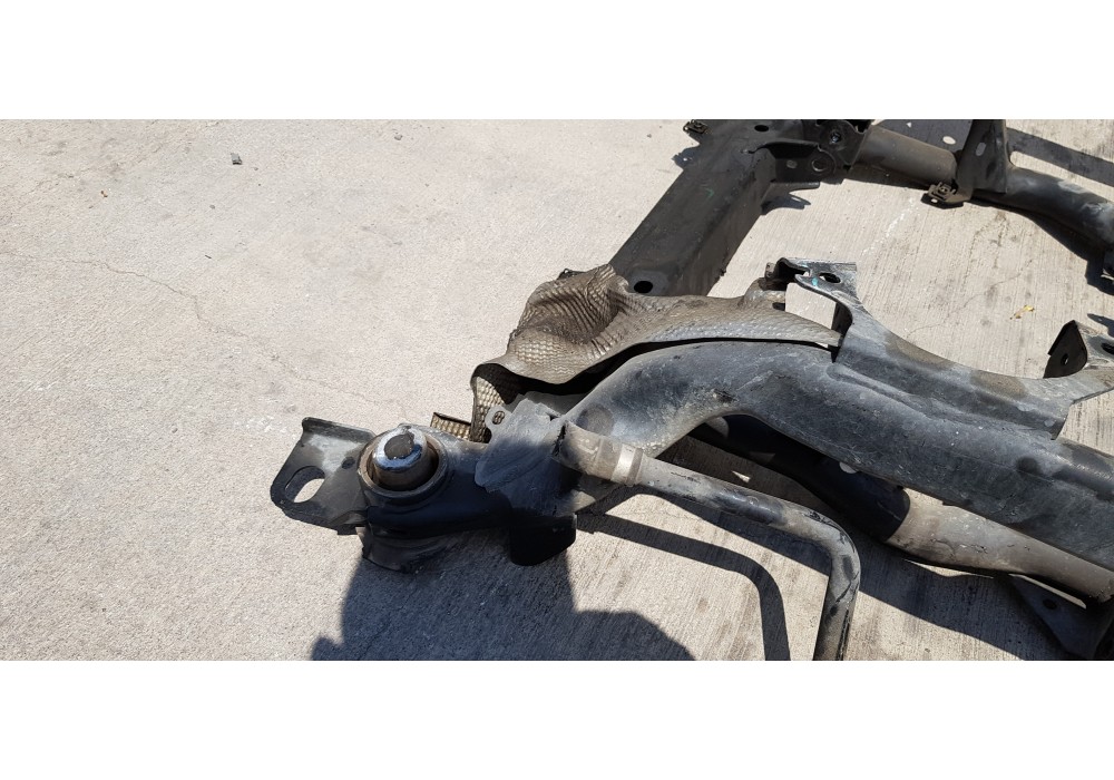 Recambio de puente delantero para mercedes clase m (w166) ml 350 bluetec (166.004) referencia OEM IAM A1663300800  