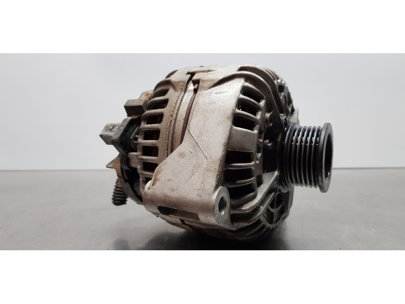 Recambio de alternador para mercedes clase e (w211) berlina e 240 (211.061) referencia OEM IAM A0121541302  
