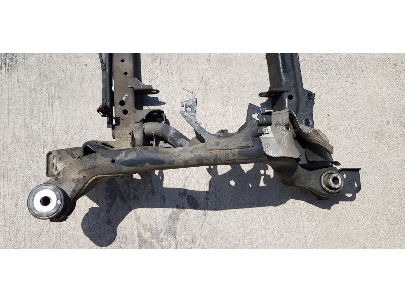 Recambio de puente delantero para mercedes clase m (w166) ml 350 bluetec (166.004) referencia OEM IAM A1663300800  