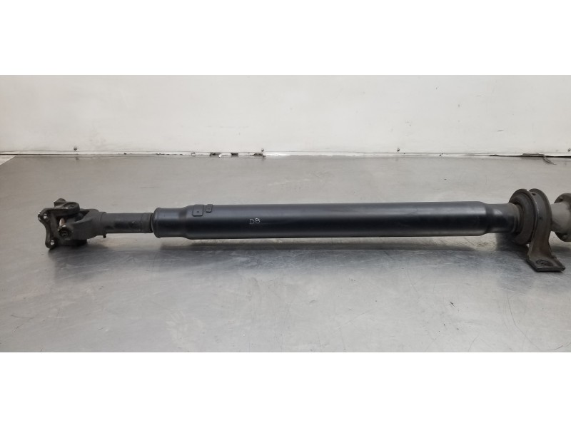 Recambio de transmision central para ssangyong rodius xdi referencia OEM IAM 3320021750  