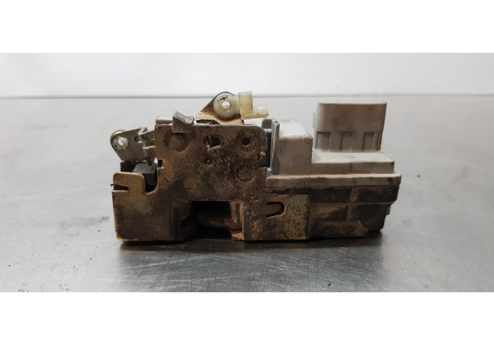 Recambio de cerradura puerta delantera derecha para citroen berlingo 2.0 hdi magic familiar referencia OEM IAM 9136J4   Recambio de cerradura puerta delantera derecha para citroen berlingo 2.0 hdi magic familiar referencia OEM IAM 9136J4