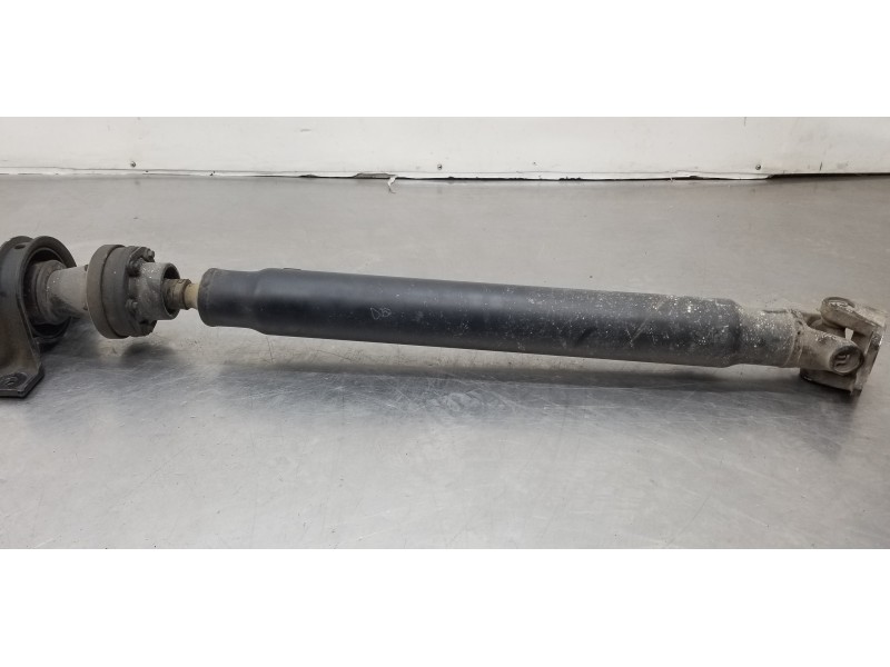 Recambio de transmision central para ssangyong rodius xdi referencia OEM IAM 3320021750  