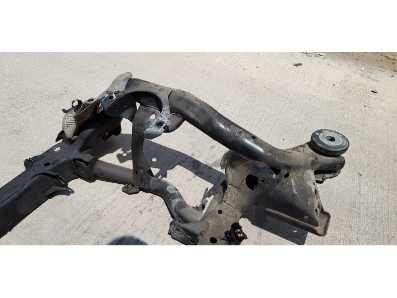 Recambio de puente delantero para mercedes clase m (w166) ml 350 bluetec (166.004) referencia OEM IAM A1663300800  