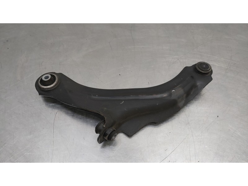 Recambio de brazo suspension inferior delantero izquierdo para renault clio iv life referencia OEM IAM 545050399R   Recambio de brazo suspension inferior delantero izquierdo para renault clio iv life referencia OEM IAM 545050399R
