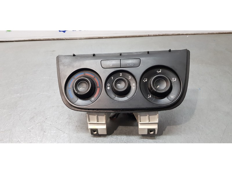 Recambio de mando calefaccion / aire acondicionado para opel combo d excellence l1h1 referencia OEM IAM 735498657   Recambio de mando calefaccion / aire acondicionado para opel combo d excellence l1h1 referencia OEM IAM 735498657