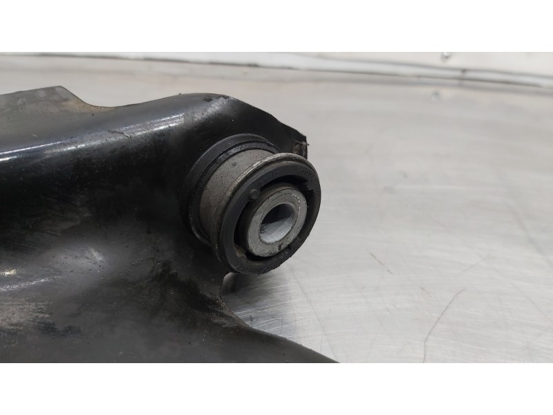 Recambio de brazo suspension inferior delantero derecho para renault clio iv life referencia OEM IAM 545049968R  
