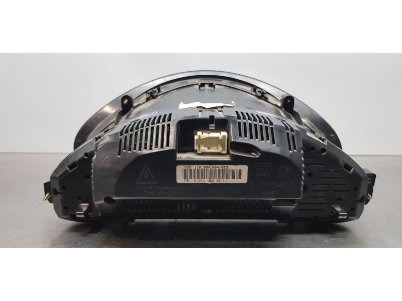 Recambio de cuadro instrumentos para mercedes clase e (w211) berlina e 240 (211.061) referencia OEM IAM A2115403011  