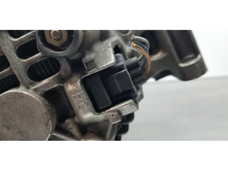 Recambio de alternador para ford fiesta (cbk) ambiente referencia OEM IAM 1592234 2S6T10300DB 2S6T10300DE Recambio de alternador para ford fiesta (cbk) ambiente referencia OEM IAM 1592234 2S6T10300DB 2S6T10300DE