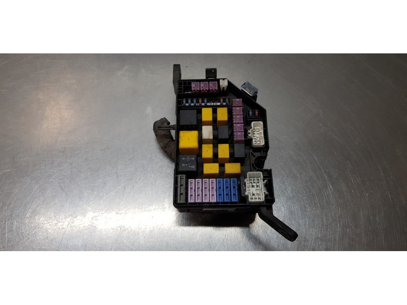 Recambio de caja reles / fusibles para hyundai coupe (gk) 1.6 fx referencia OEM IAM 912102D010   Recambio de caja reles / fusibles para hyundai coupe (gk) 1.6 fx referencia OEM IAM 912102D010