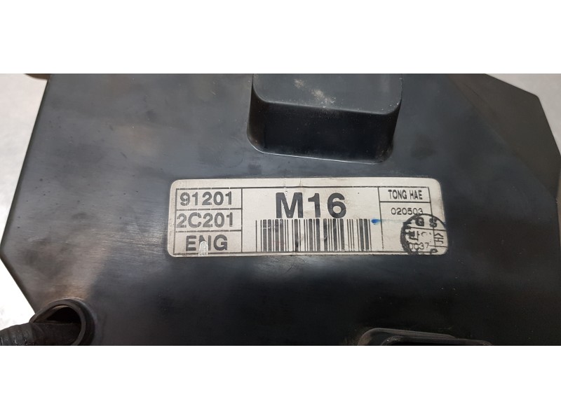 Recambio de caja reles / fusibles para hyundai coupe (gk) 1.6 fx referencia OEM IAM 912102D010   Recambio de caja reles / fusibles para hyundai coupe (gk) 1.6 fx referencia OEM IAM 912102D010
