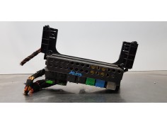 Recambio de caja reles / fusibles para mercedes clase b (w245) 180 cdi (245.207) referencia OEM IAM A1695450001