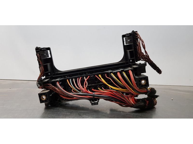 Recambio de caja reles / fusibles para mercedes clase b (w245) 180 cdi (245.207) referencia OEM IAM A1695450001   Recambio de caja reles / fusibles para mercedes clase b (w245) 180 cdi (245.207) referencia OEM IAM A1695450001