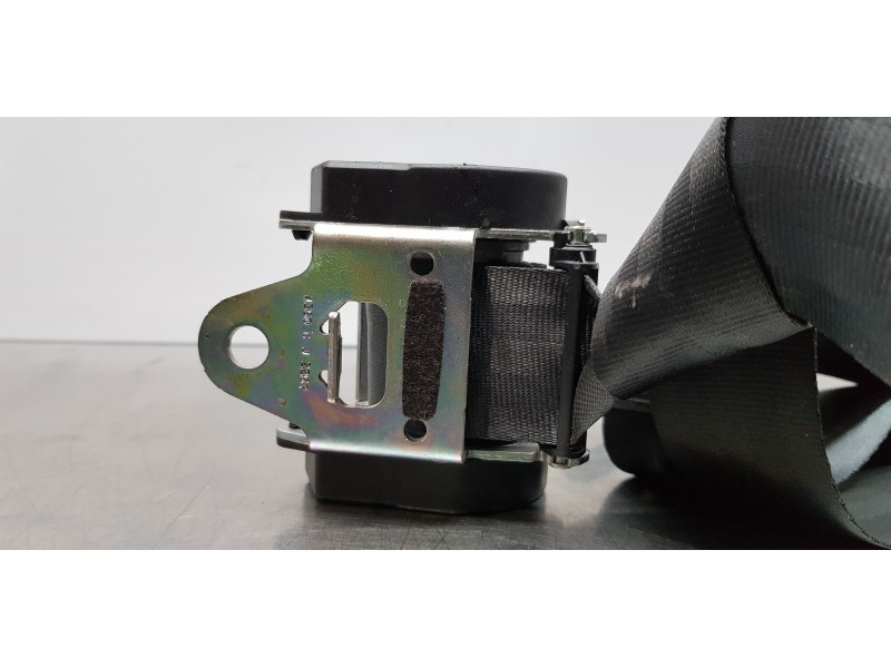 Recambio de cinturon seguridad trasero derecho para skoda octavia combi (5e5) active referencia OEM IAM 5E9857447BRAA  