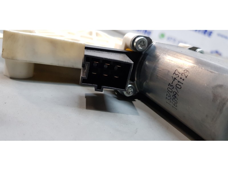 Recambio de elevalunas trasero derecho para mercedes clase a (w169) a 180 cdi (169.007) referencia OEM IAM A1697301479  