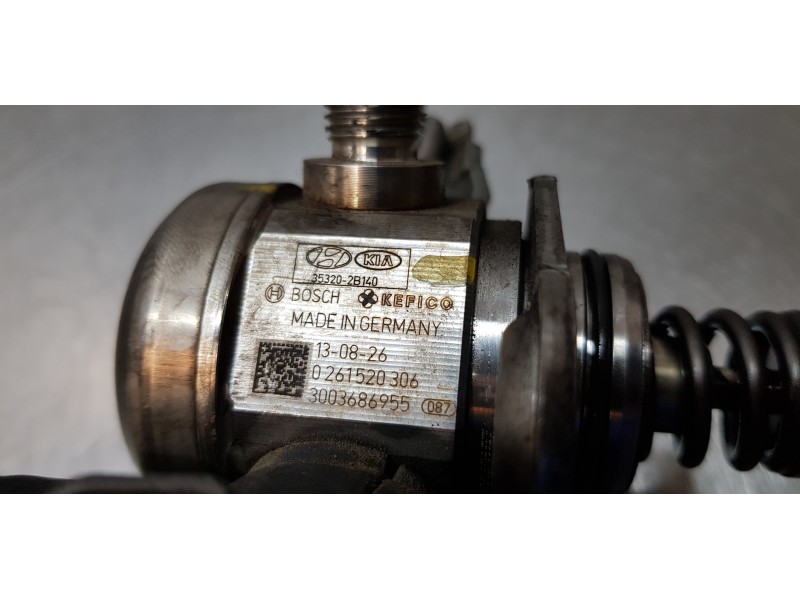 Recambio de bomba inyeccion para kia carens ( ) attract referencia OEM IAM 353202B140  