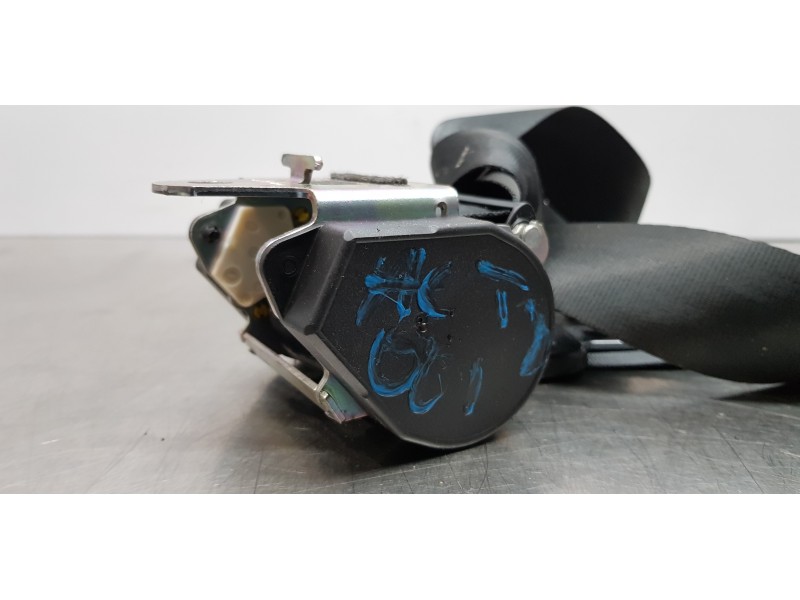 Recambio de cinturon seguridad trasero derecho para skoda octavia combi (5e5) active referencia OEM IAM 5E9857447BRAA  