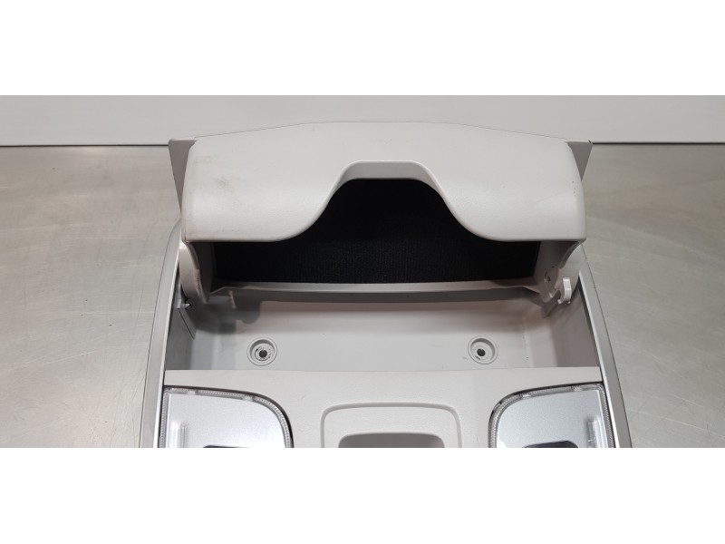 Recambio de luz interior para hyundai tucson ix35 referencia OEM IAM 92810D3000TTX 92810D300X 