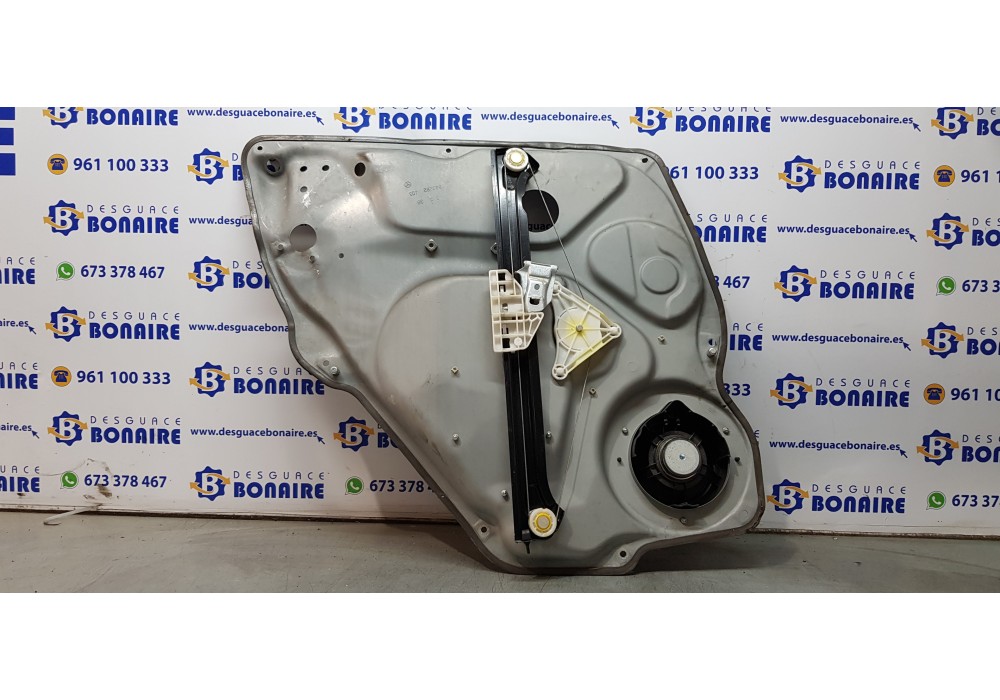 Recambio de elevalunas trasero derecho para mercedes clase a (w169) a 180 cdi (169.007) referencia OEM IAM A1697301479  