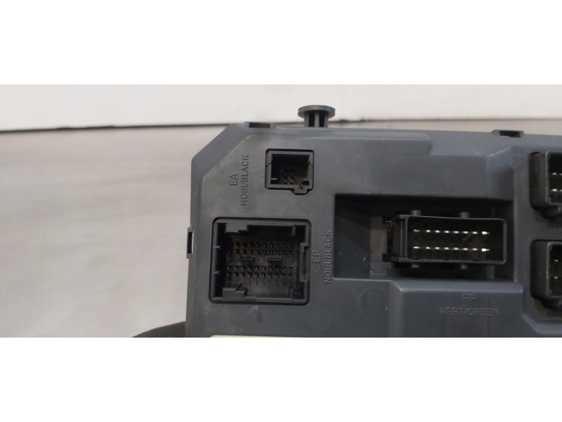 Recambio de caja reles / fusibles para peugeot 207 sport referencia OEM IAM 9664983080   Recambio de caja reles / fusibles para peugeot 207 sport referencia OEM IAM 9664983080