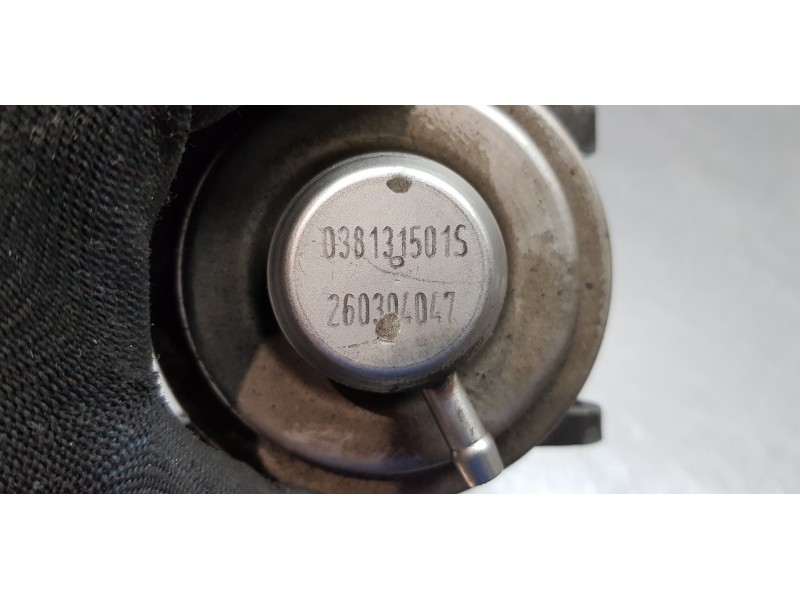 Recambio de valvula egr para volkswagen golf v berlina (1k1) highline referencia OEM IAM 038131501S  