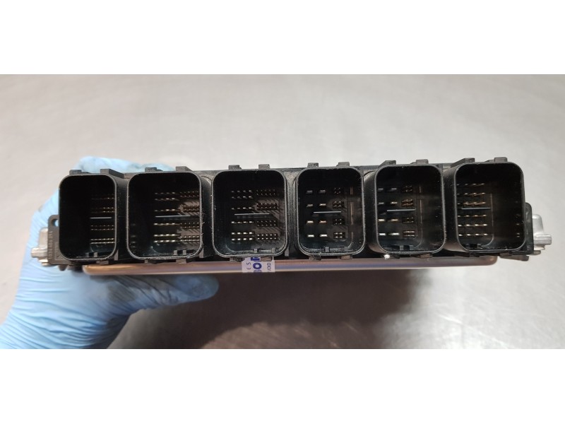 Recambio de centralita motor uce para bmw serie x3 (g01) xdrive20d referencia OEM IAM 7824099 0281039324 