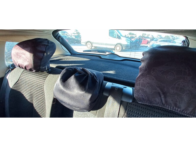 citroen c4 berlina del año 2006