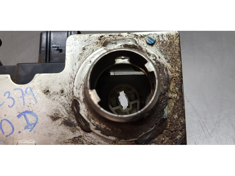 Recambio de cerradura puerta delantera derecha para ford transit connect (tc7) furgón (2006) referencia OEM IAM 2T1AV21812BG   Recambio de cerradura puerta delantera derecha para ford transit connect (tc7) furgón (2006) referencia OEM IAM 2T1AV21812BG