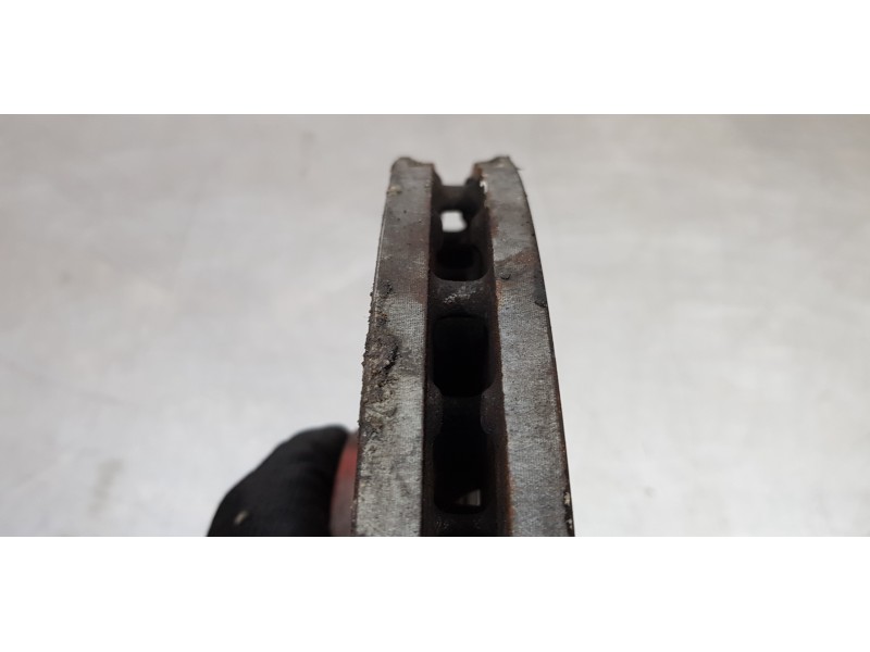 Recambio de disco freno delantero para volkswagen scirocco (137) 2.0 tsi (147kw) referencia OEM IAM 1K0615301AA   Recambio de disco freno delantero para volkswagen scirocco (137) 2.0 tsi (147kw) referencia OEM IAM 1K0615301AA