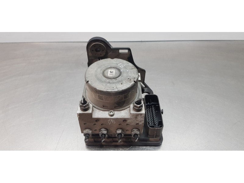 Recambio de abs para skoda octavia combi (5e5) ambition referencia OEM IAM 5Q0614517AF 5Q0614517AFBEF  Recambio de abs para skoda octavia combi (5e5) ambition referencia OEM IAM 5Q0614517AF 5Q0614517AFBEF
