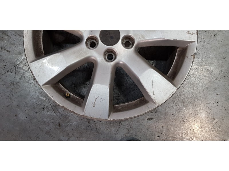 Recambio de llanta para mitsubishi outlander (cw0) challenge 4wd referencia OEM IAM 4250B594   Recambio de llanta para mitsubishi outlander (cw0) challenge 4wd referencia OEM IAM 4250B594