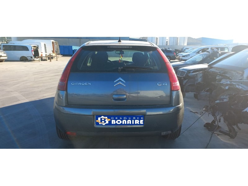 citroen c4 berlina del año 2006