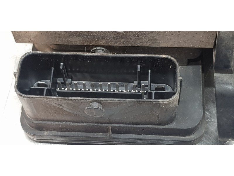 Recambio de abs para skoda octavia combi (5e5) ambition referencia OEM IAM 5Q0614517AF 5Q0614517AFBEF  Recambio de abs para skoda octavia combi (5e5) ambition referencia OEM IAM 5Q0614517AF 5Q0614517AFBEF