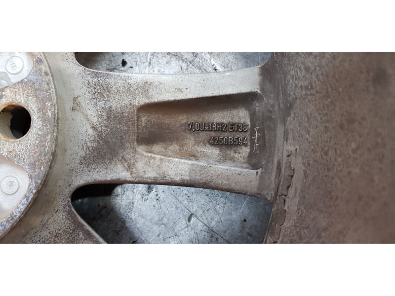 Recambio de llanta para mitsubishi outlander (cw0) challenge 4wd referencia OEM IAM 4250B594   Recambio de llanta para mitsubishi outlander (cw0) challenge 4wd referencia OEM IAM 4250B594