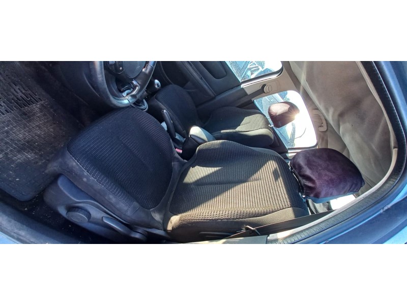 citroen c4 berlina del año 2006