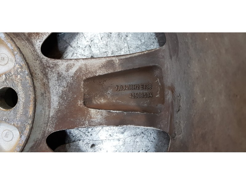 Recambio de llanta para mitsubishi outlander (cw0) challenge 4wd referencia OEM IAM 4250B594   Recambio de llanta para mitsubishi outlander (cw0) challenge 4wd referencia OEM IAM 4250B594