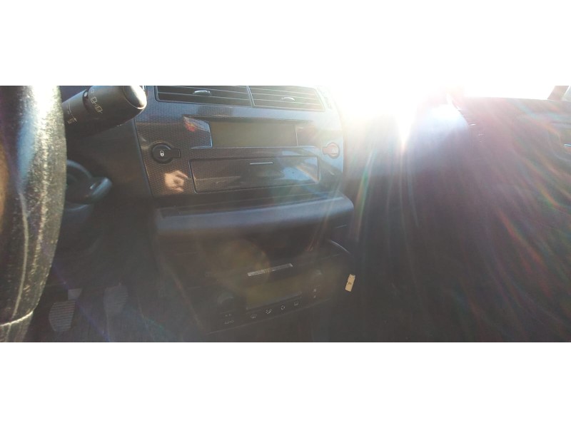 citroen c4 berlina del año 2006