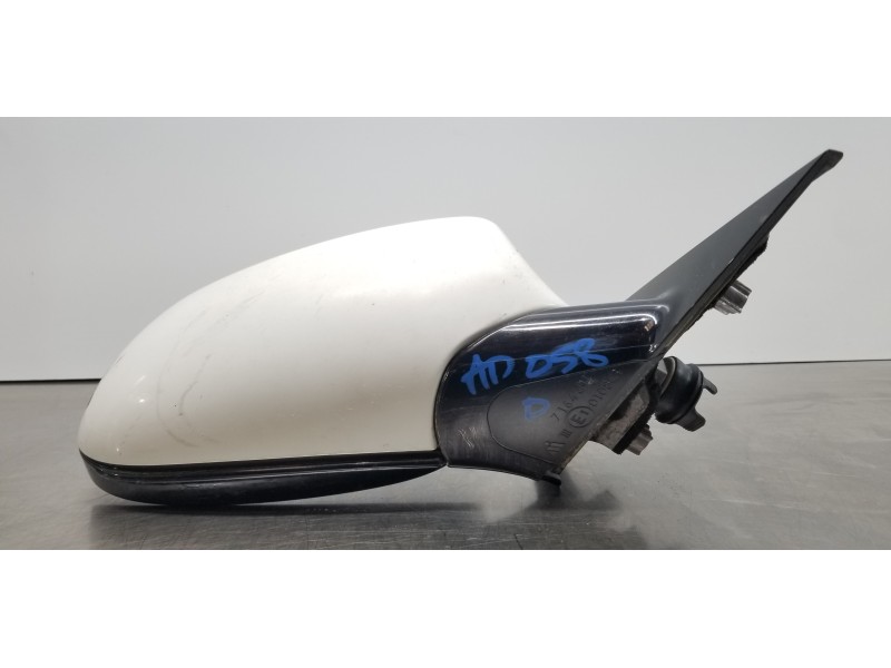 Recambio de retrovisor derecho para bmw serie 1 berlina (e81/e87) 116d referencia OEM IAM 51167185306  