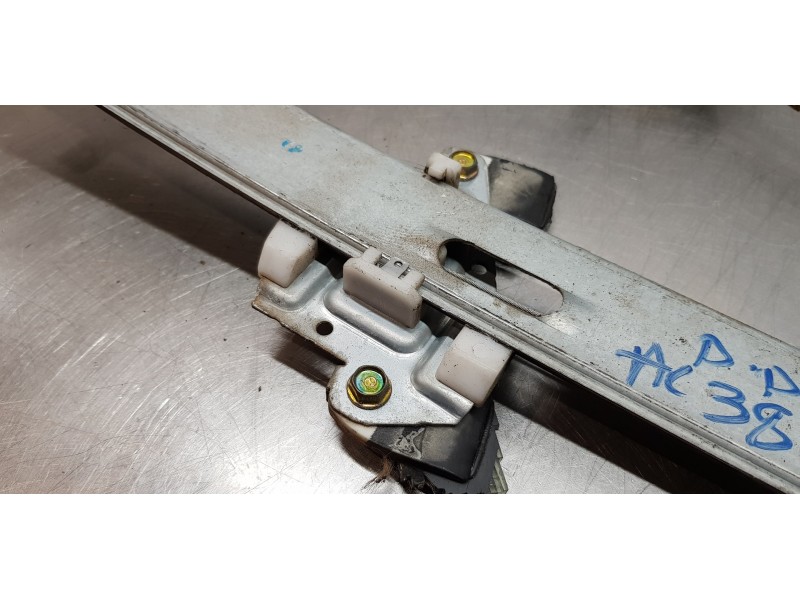 Recambio de elevalunas delantero derecho para honda civic berlina 5 (eu7/8) 1.6i ls referencia OEM IAM 72210S6DG11  