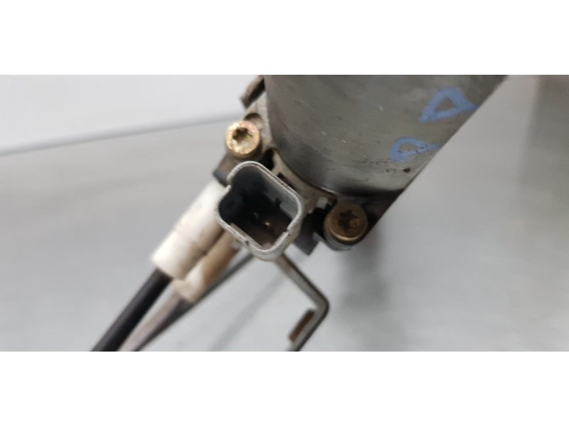 Recambio de elevalunas delantero derecho para peugeot partner (s1) combispace referencia OEM IAM 9222G1 0130821914  Recambio de elevalunas delantero derecho para peugeot partner (s1) combispace referencia OEM IAM 9222G1 0130821914