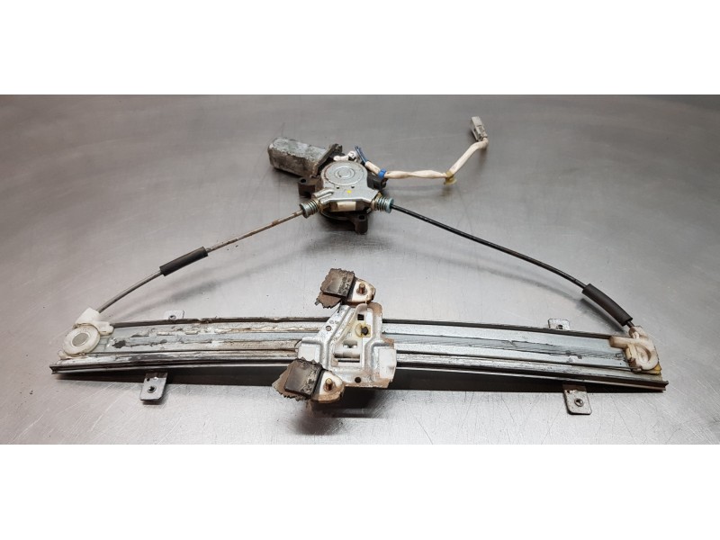 Recambio de elevalunas delantero derecho para honda civic berlina 5 (eu7/8) 1.6i ls referencia OEM IAM 72210S6DG11  