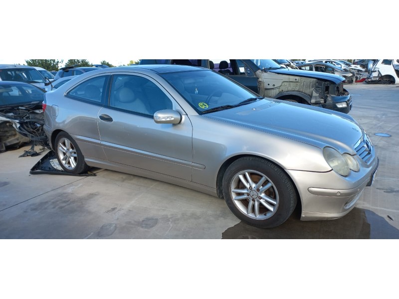 mercedes clase c (w203) sportcoupe del año 2002
