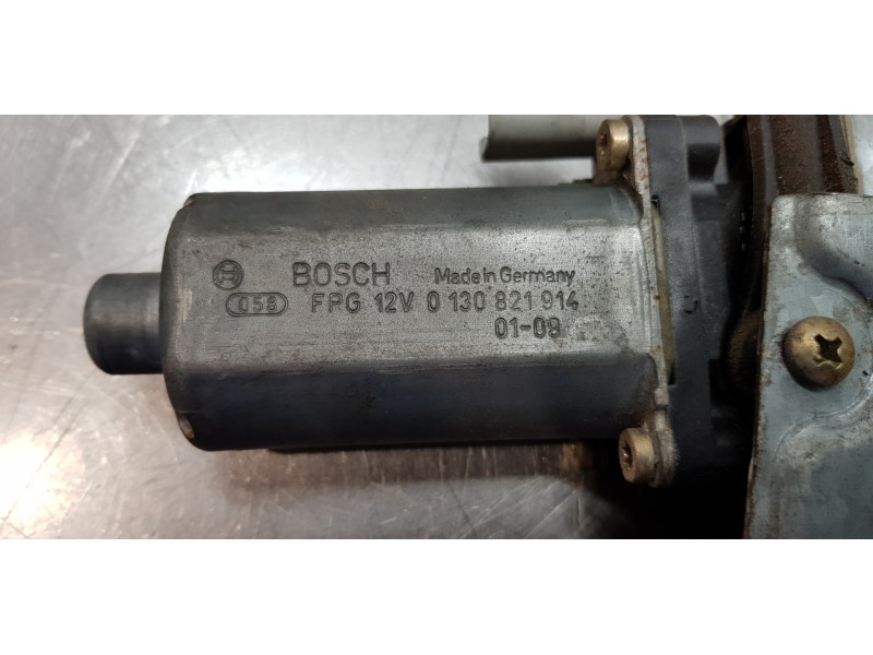 Recambio de elevalunas delantero derecho para peugeot partner (s1) combispace referencia OEM IAM 9222G1 0130821914  Recambio de elevalunas delantero derecho para peugeot partner (s1) combispace referencia OEM IAM 9222G1 0130821914