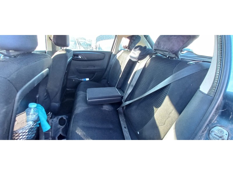 citroen c4 berlina del año 2006