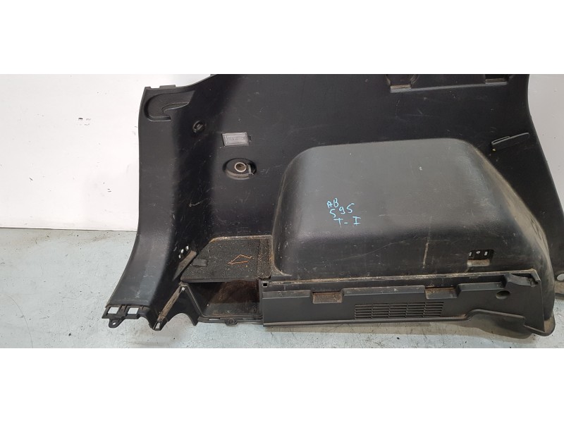 Recambio de guarnecido porton trasero para kia carens ( ) attract referencia OEM IAM 85730A4000WK  