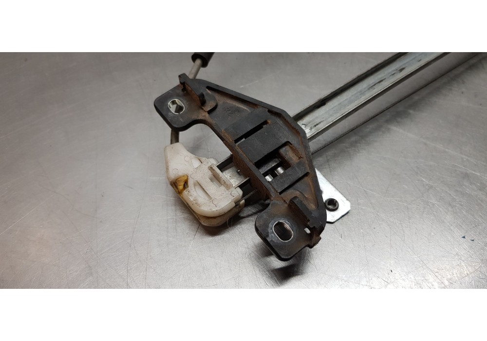 Recambio de elevalunas trasero derecho para honda civic berlina 5 (eu7/8) 1.6i ls referencia OEM IAM 72710S6D013  